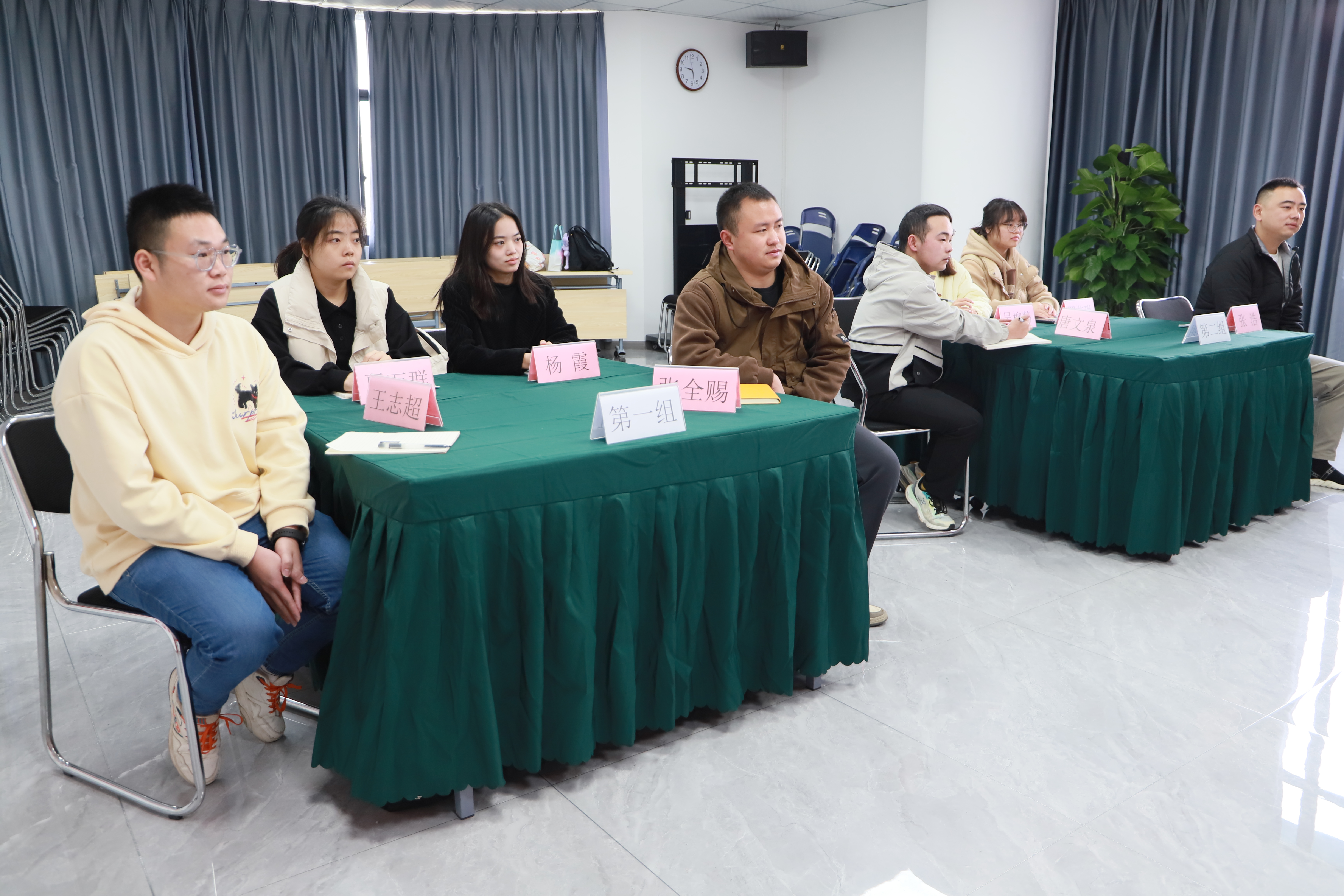 IMG_8404.JPG IMG_8404.JPG